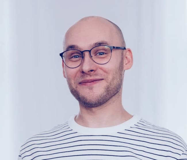 Dynamic Content Image